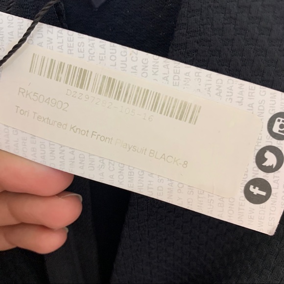Boohoo- Black Romper size 4 - Picture 9 of 11